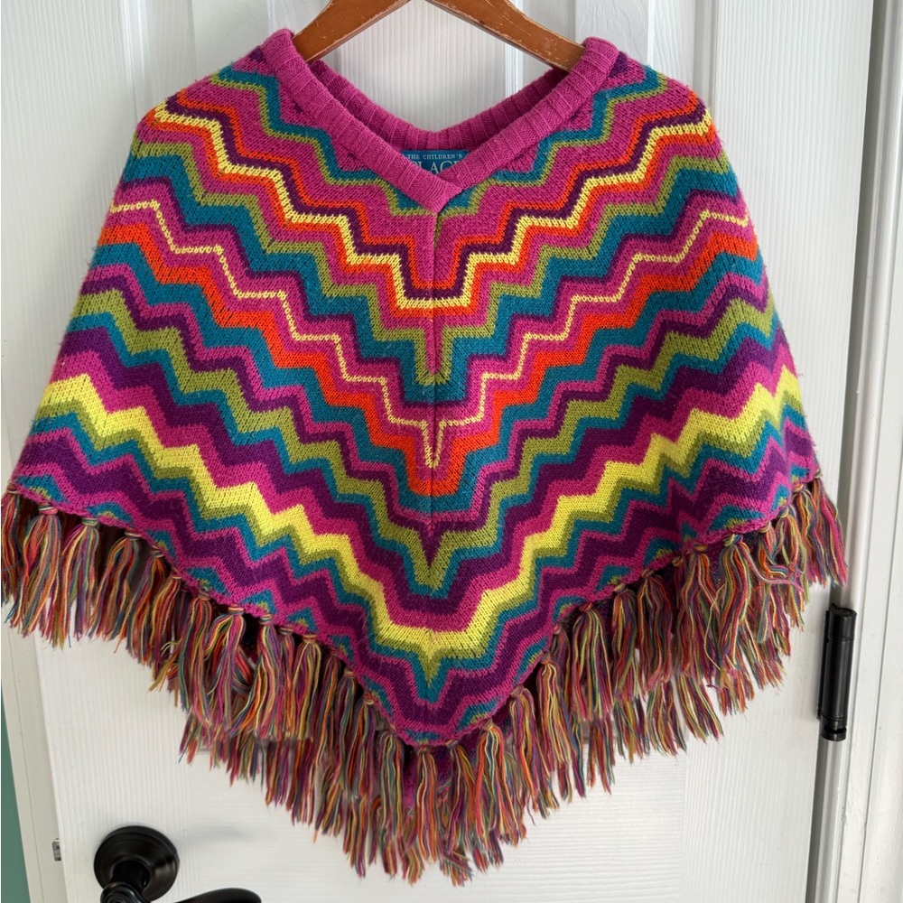 Children’s Place knit Poncho size L 10/12